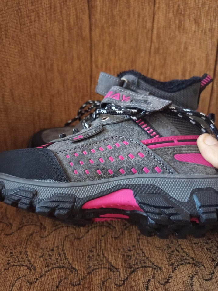 Kız Çocukları İçin Kayışlı Spor Bot - Görsel 2