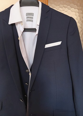 Düğmeli Modern Klasik Erkek Takım Elbise - Görsel 4