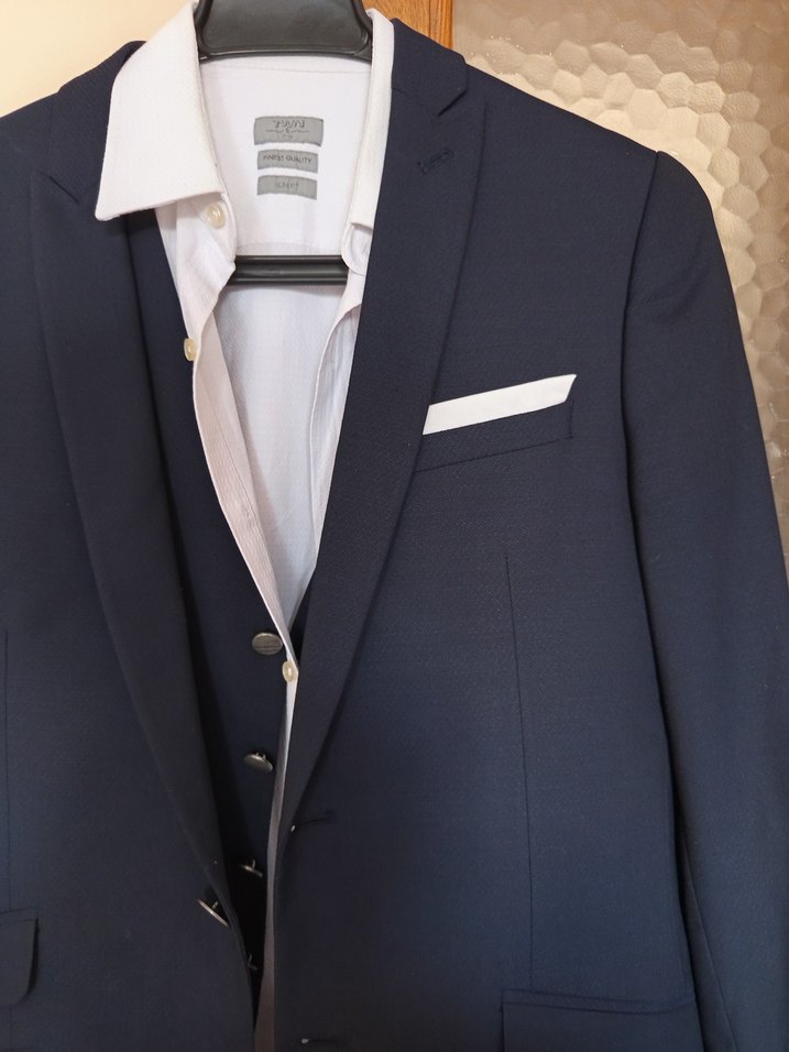 Düğmeli Modern Klasik Erkek Takım Elbise - Görsel 4