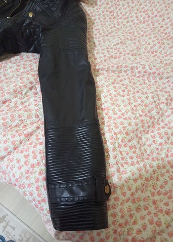 Kürklü Kapüşonlu Siyah Deri Biker Ceket - Görsel 8