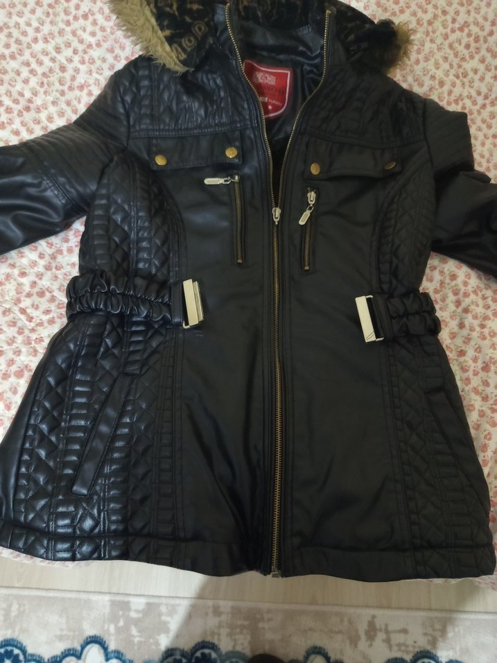 Kürklü Kapüşonlu Siyah Deri Biker Ceket - Görsel 4