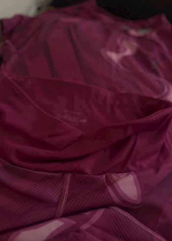 İkili takım Pembe Tie-Dye Midi Spor Tayt ve üst - Görsel 3