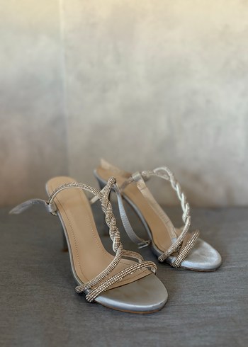 Topuklu ayakkabı 37 numara - Görsel 2