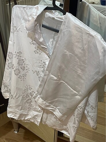 Kadın saten pijama takımı