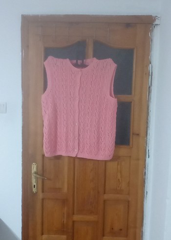 Pembe Örgü Kolsuz Kadın Süveter