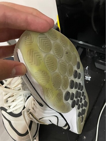 43 Beden beyaz Renk Nike ayakabı