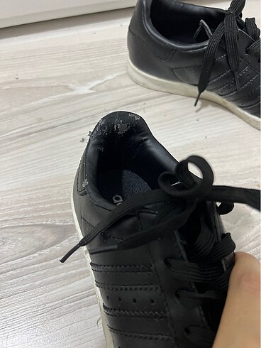 37 Beden Adidas spor