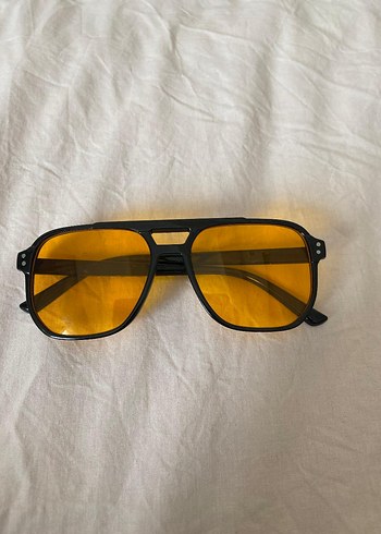 Turuncu Camlı Retro Minimalist Kadın Güneş Gözlüğü