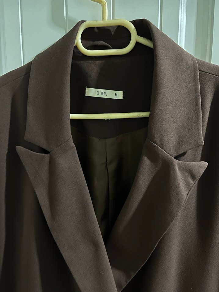 Kahverengi Düğmeli Kadın Blazer Ceket - Görsel 3