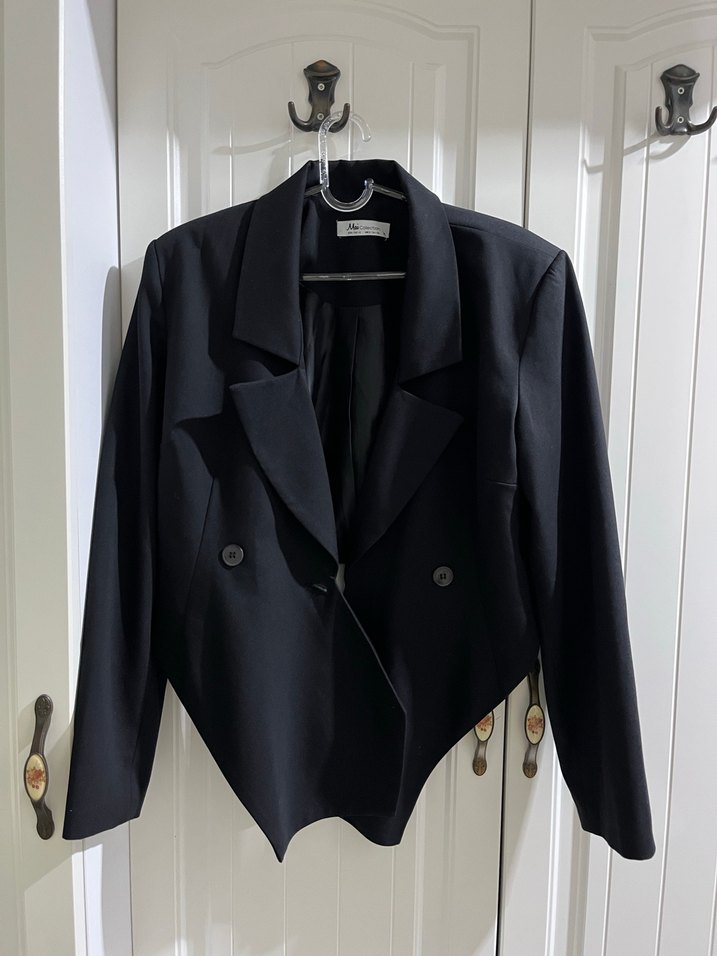 Düğmeli Siyah Kadın Crop Blazer Ceket - Görsel 2