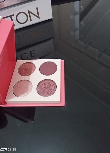  Beden Renk YVES ROCHER FAR PALETİ 