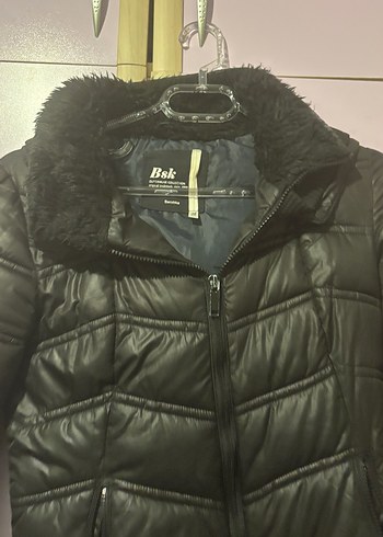 Bershka Siyah Kürklü Kadın Mont - Görsel 3