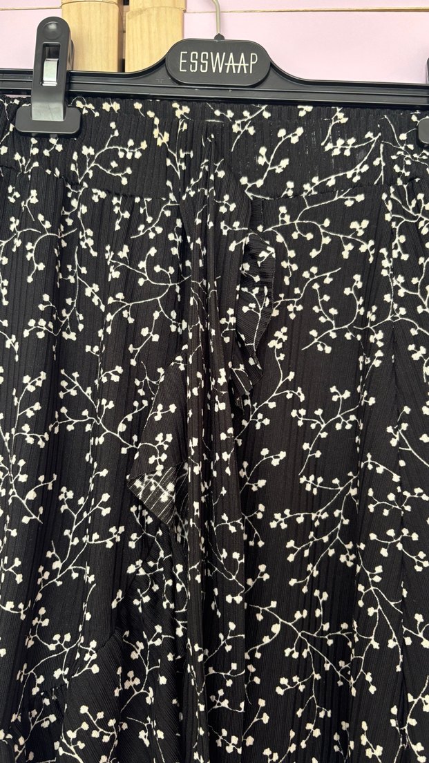 Siyah Desenli Mini Etek - Görsel 2