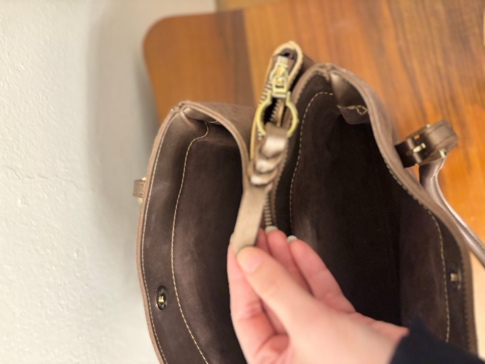 Kahverengi Süet Kadın Çanta - Görsel 4