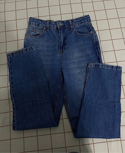 Mom Jean
