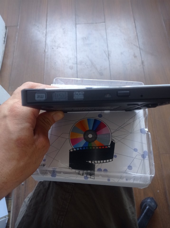 USB 3.0 Çok Renkli Süper İnce DVD-RW Sürücü - Görsel 4