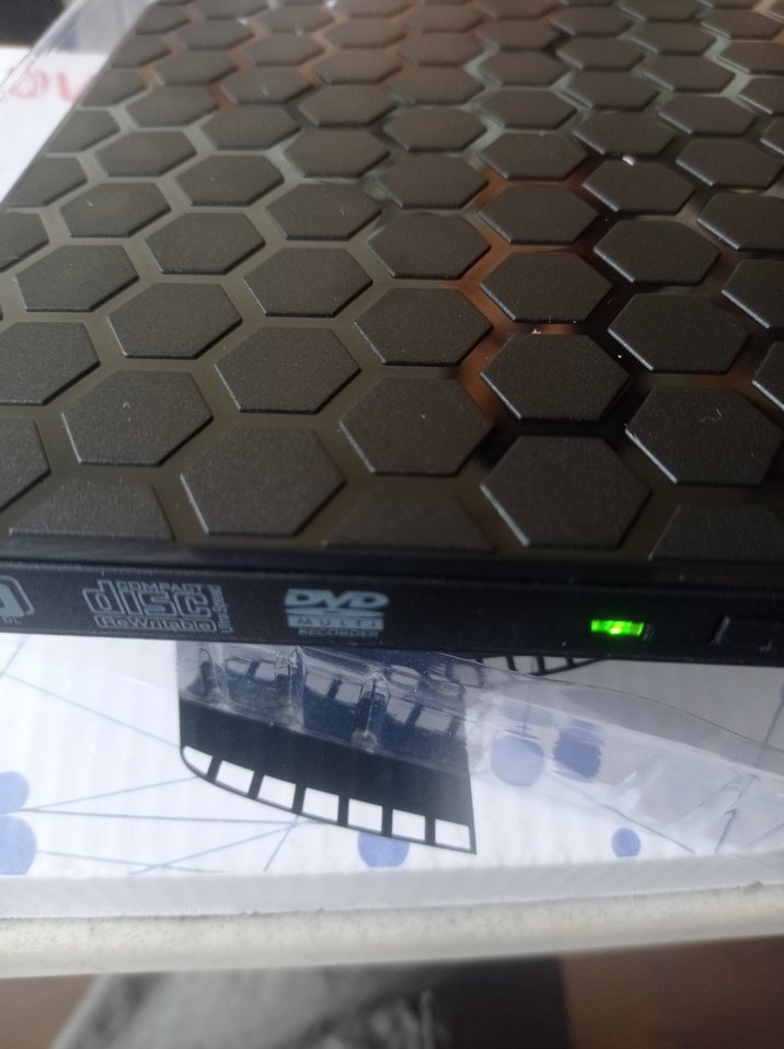 USB 3.0 Çok Renkli Süper İnce DVD-RW Sürücü - Görsel 5