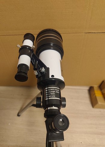 Beyaz Tripodlu 150X Teleskop - Görsel 2