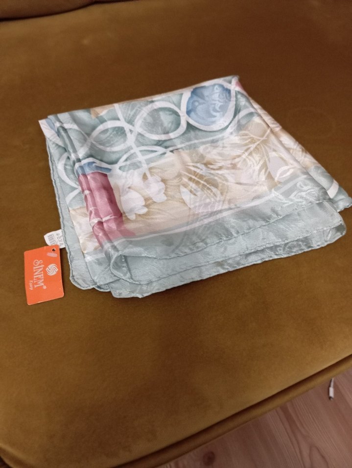 ipek eşarp - Görsel 2