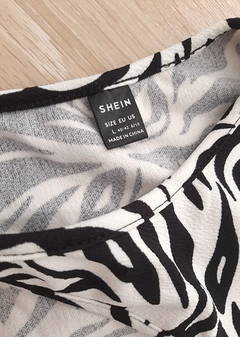 l Beden siyah Renk Zebra Desenli Kadın Bluz