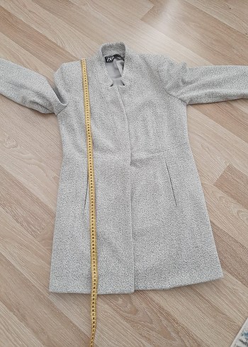 Gri Düğmeli Kadın Kaban - Görsel 3