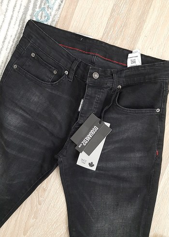 dsquared2 sıfır kot