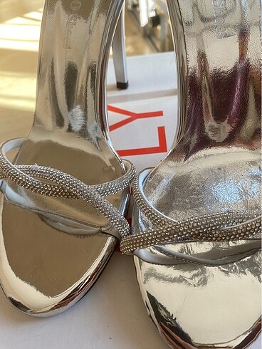 Gri stiletto - Görsel 6