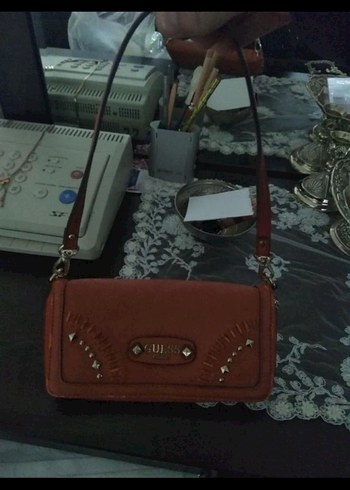 Orijinal Guess cüzdan baget askılı çanta - Görsel 3
