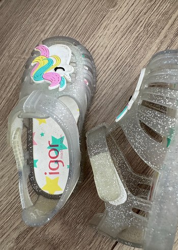 İgor Kız Çocuk Gri Unicorn Figürlü Kaydırmaz Sandalet - Görsel 4