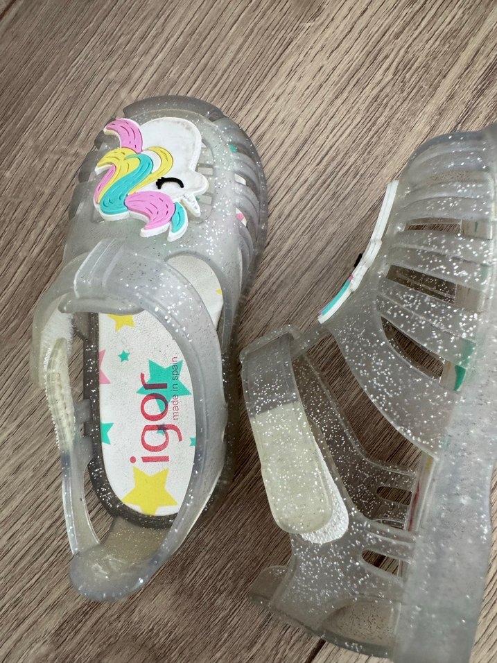 İgor Kız Çocuk Gri Unicorn Figürlü Kaydırmaz Sandalet - Görsel 4