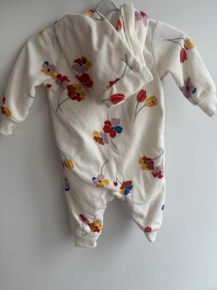 Carters Çiçek Desenli Beyaz Fermuarlı Kız Bebek Tulumu - Görsel 4