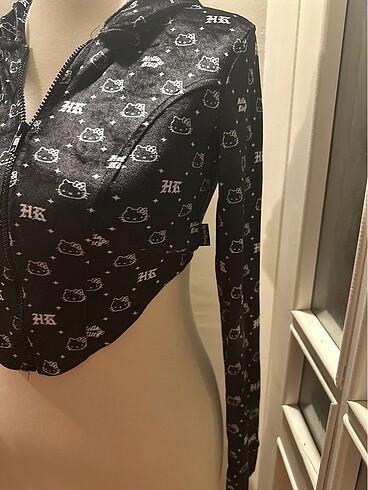 s Beden Bershka kapşonlu hırka