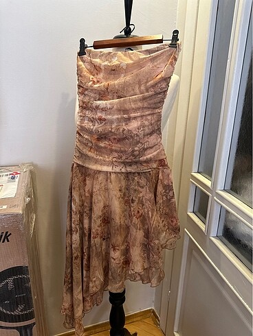 Bershka asimetrik elbise