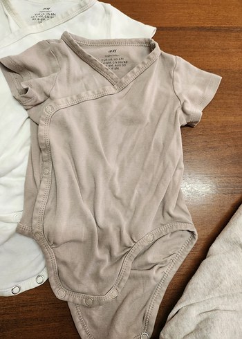 H&M Kısa Kollu Bebek Body Zıbın - Görsel 3