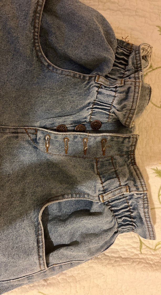 Düğmeli Geniş Kesim Mini Denim Şort - Görsel 2