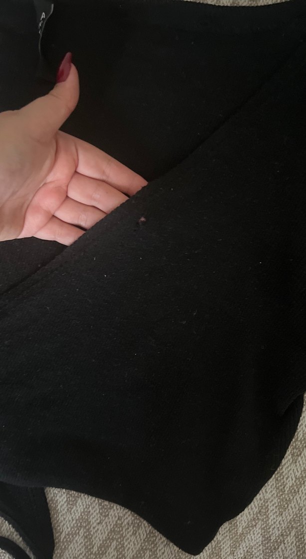 Siyah Bağlamalı V Yaka  Bluz - Görsel 5