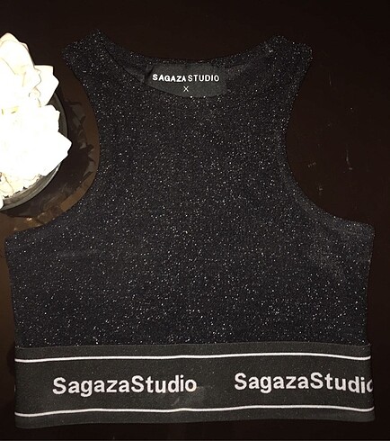 Sagaza studio crop
