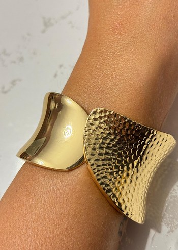 Yıldız Detaylı Altın Rengi Kadın El Zinciri - Görsel 14