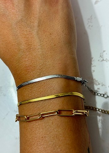 Yıldız Detaylı Altın Rengi Kadın El Zinciri - Görsel 13