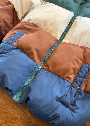 M&S Renk Bloklu Kapüşonlu Puffer Şişme Mont  - Görsel 5