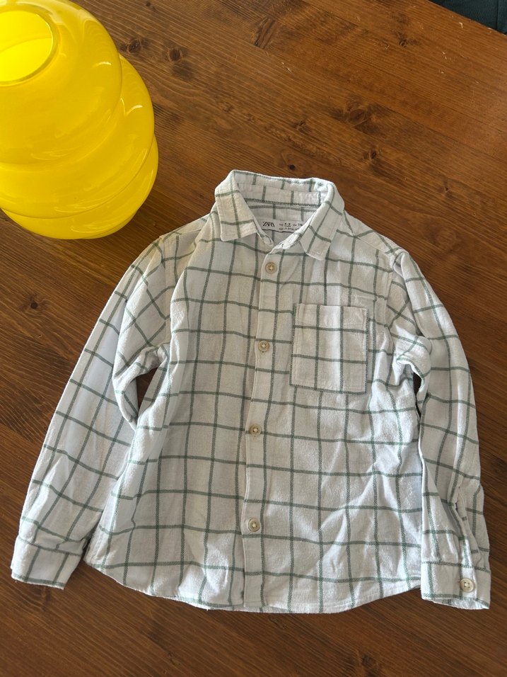 Zara 4-5 yaş erkek çocuk gömlek sorunsuz orijinal - Görsel 3