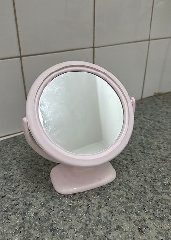 Diğer Pastel Pembe Masaüstü Ayna