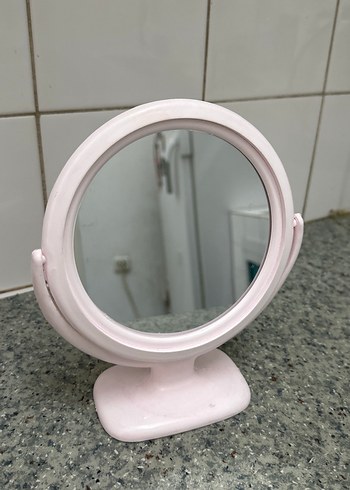 Pastel Pembe Masaüstü Ayna