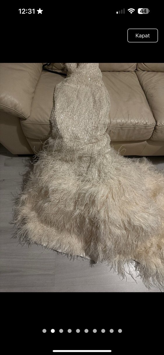 Boncuk İşlemeli Beyaz Uzun Abiye Elbise - Görsel 2