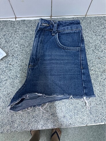 34 Beden Jean sort