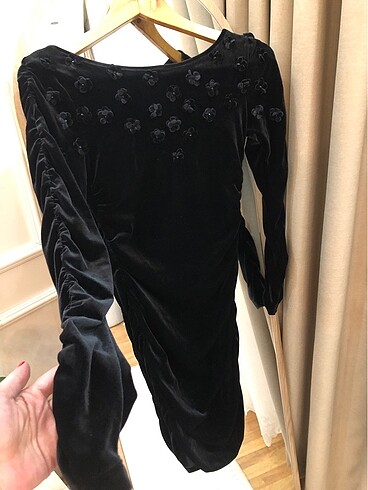 Kadife kısa davet elbisesi - Görsel 13