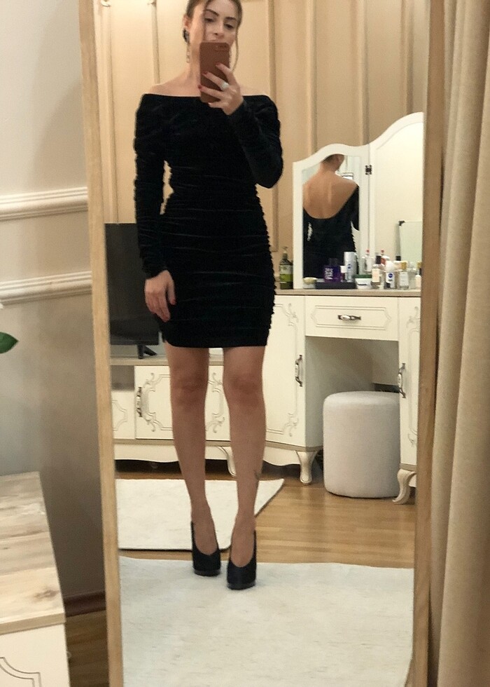 Kadife kısa davet elbisesi - Görsel 2