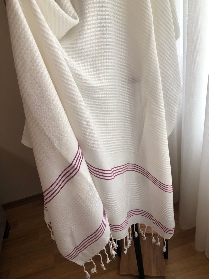 Beyaz Çizgili Peştemal - Görsel 2