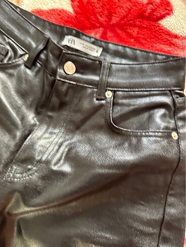 Zara parlak pantolon
