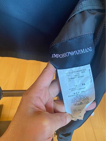 Emporio armani orjinal yagmurluk